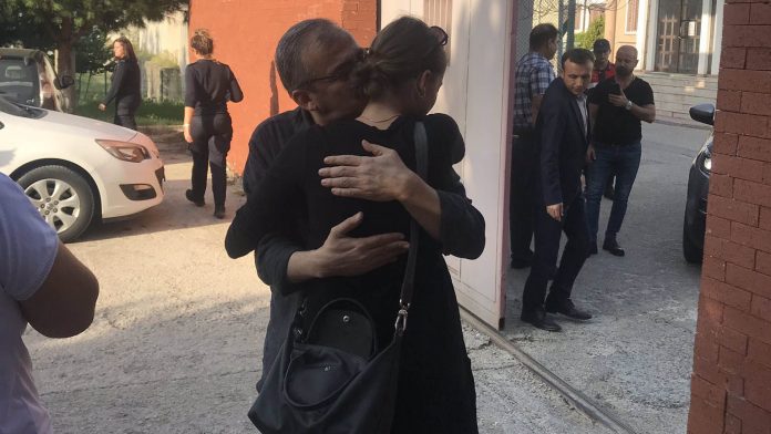 sirri-sureyya-onder-ozgur-tahliye